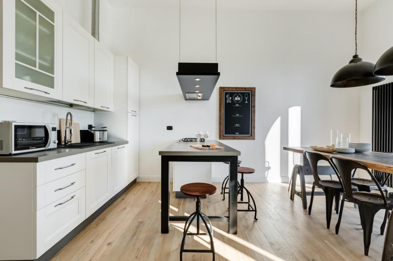 Bmga L Glam Industrial 3-Bed Apartment In Termini Roma Ngoại thất bức ảnh