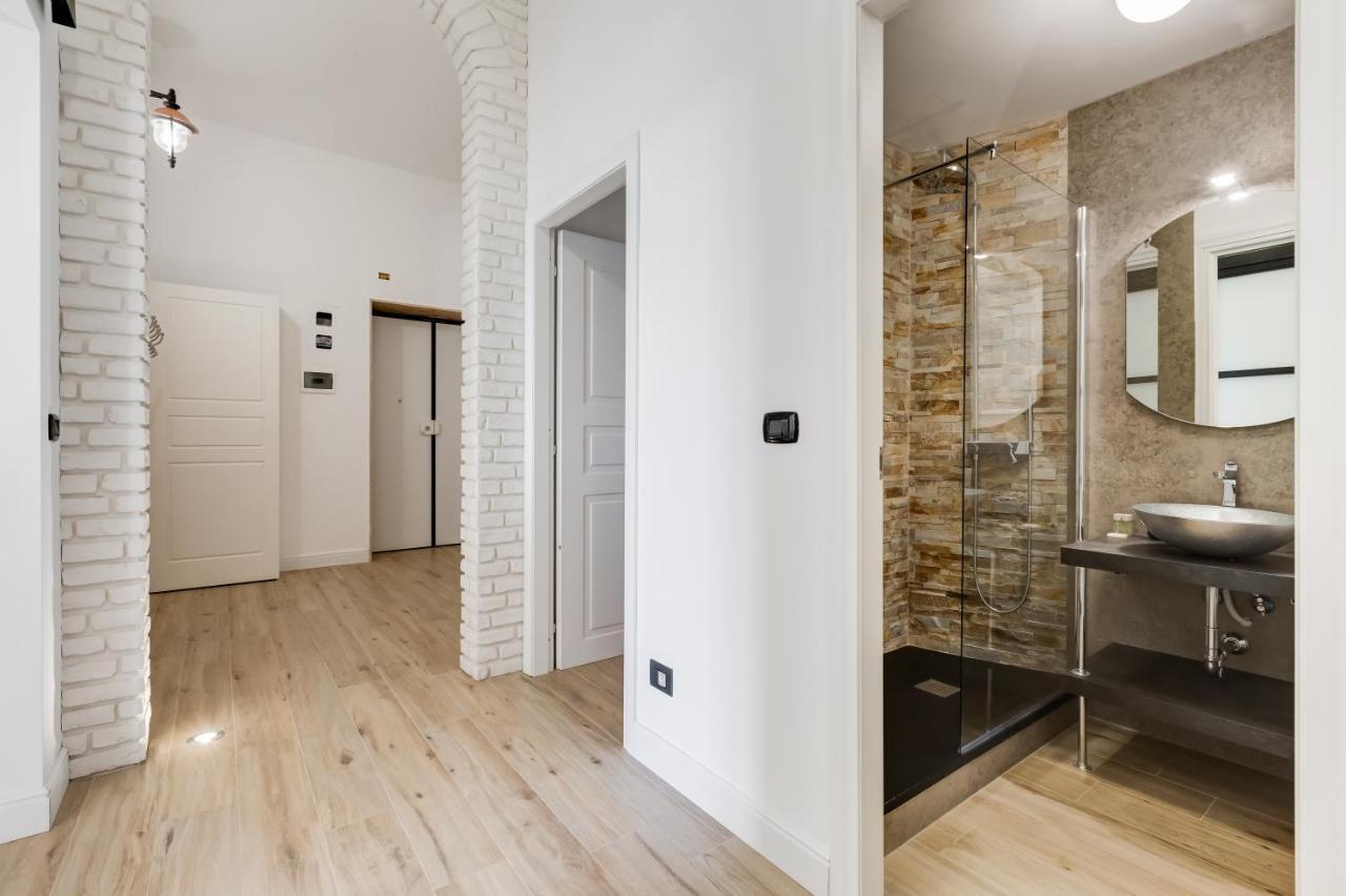 Bmga L Glam Industrial 3-Bed Apartment In Termini Roma Ngoại thất bức ảnh