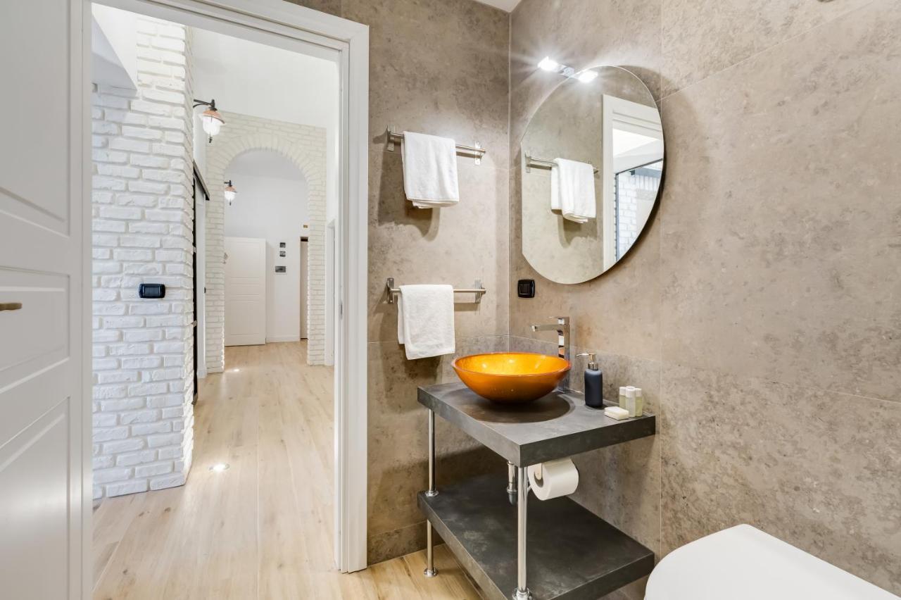 Bmga L Glam Industrial 3-Bed Apartment In Termini Roma Ngoại thất bức ảnh